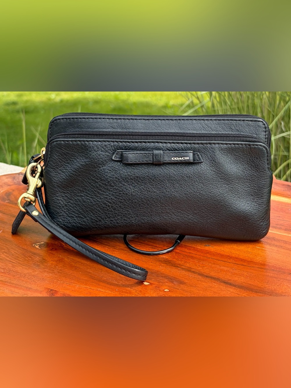 Coach Black Leather Double-Pocket Wristlet Clutch EUC